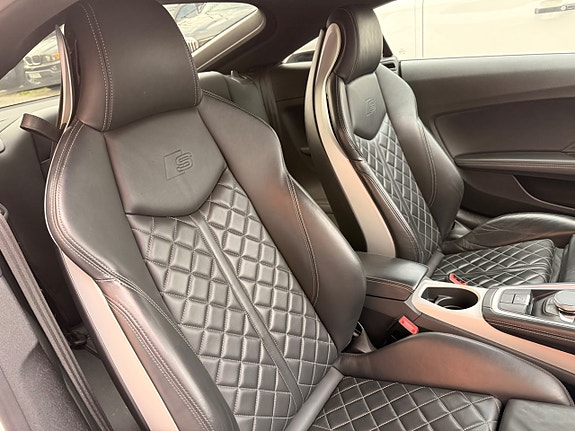 Audi TTS 12 of 21