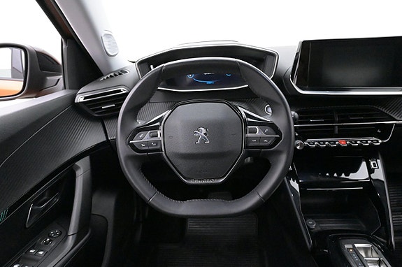 Peugeot e-2008 7 of 27