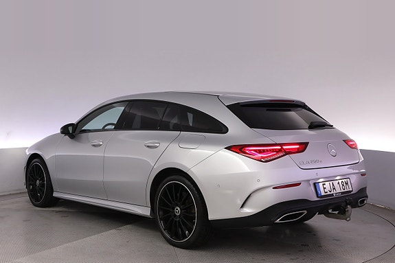 Mercedes-Benz CLA250 e 4 of 27