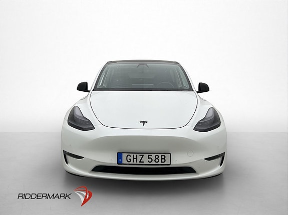 Tesla Model Y 3 of 30