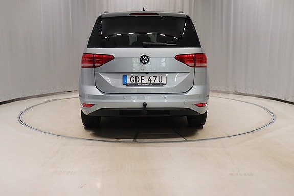 Volkswagen Touran 5 of 11