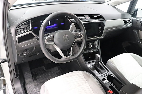 Volkswagen Touran 10 of 11