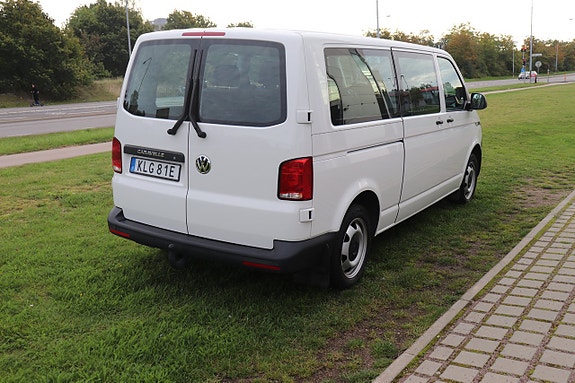 Volkswagen Caravelle 6 of 11