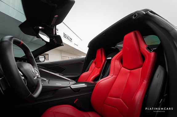 Chevrolet Corvette 8 of 26