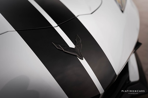 Chevrolet Corvette 22 of 26