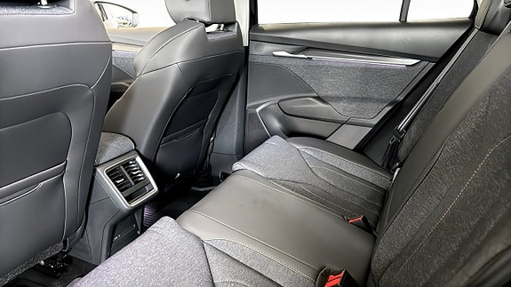 Skoda Elroq 12 of 14