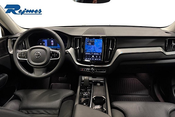 Volvo XC60 16 of 22
