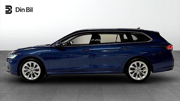 Skoda Superb 2 of 21