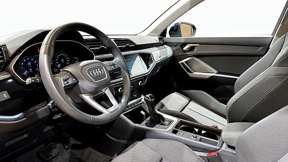 Audi Q3 8 of 14