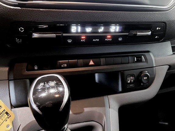 Peugeot Expert 8 of 15