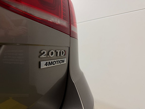 Volkswagen Passat Alltrack 15 of 30