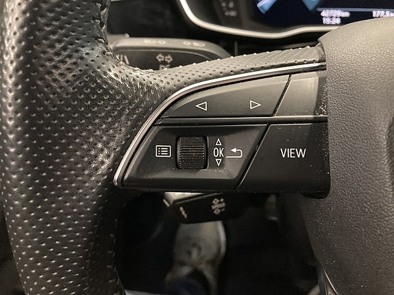Audi Q3 17 of 22