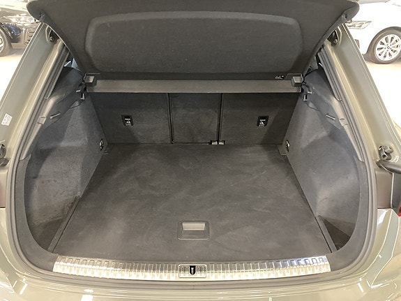Audi Q3 12 of 22