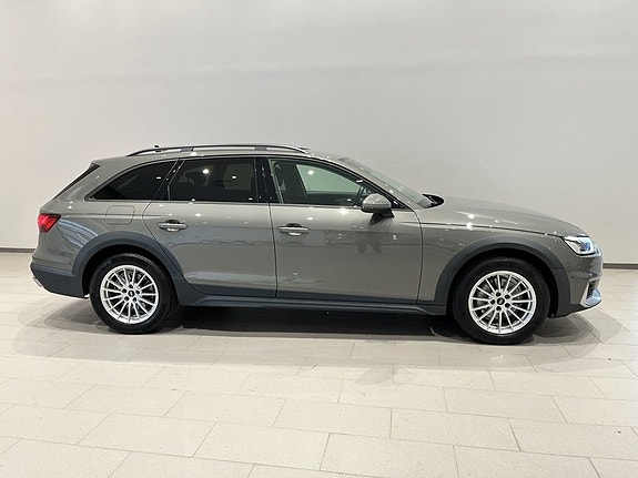Audi A4 allroad 3 of 12