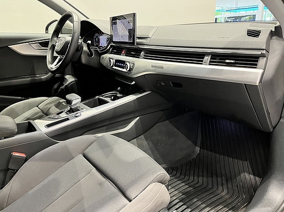 Audi A4 allroad 10 of 12