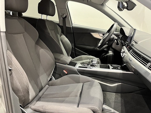 Audi A4 allroad 11 of 12