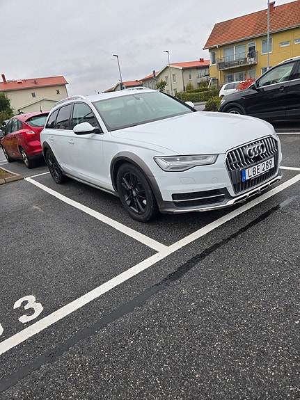 Audi A6 allroad 2 of 4