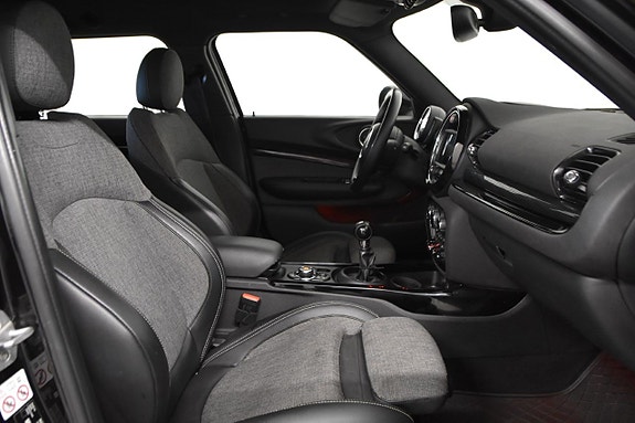 MINI Clubman Cooper 15 of 18