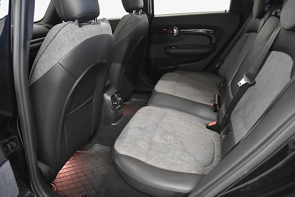 MINI Clubman Cooper 12 of 18