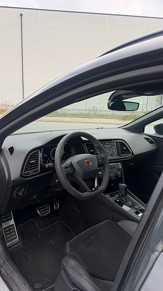 Seat Leon 5 of 5