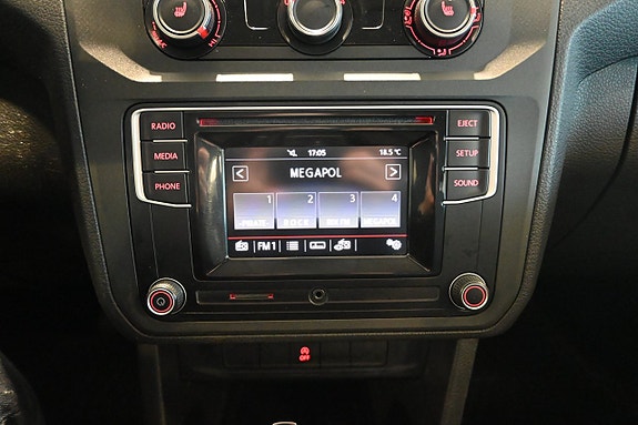 Volkswagen Caddy 18 of 25
