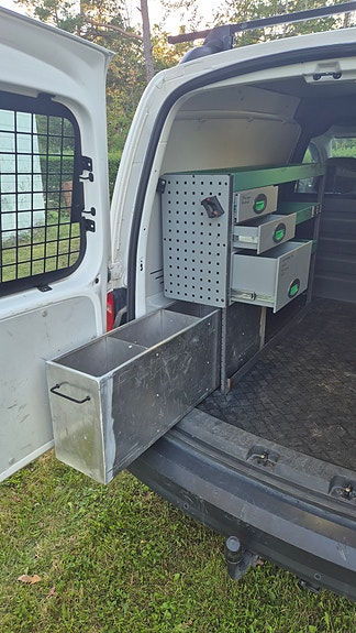 Volkswagen Caddy 8 of 12