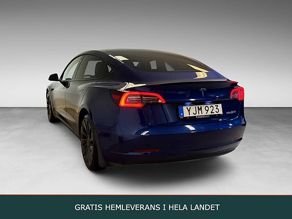 Tesla Model 3 4 of 21
