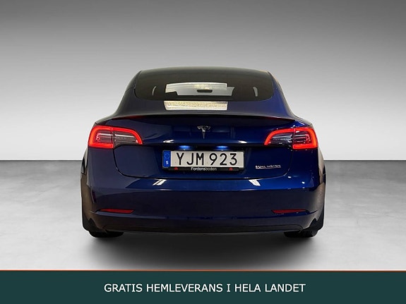 Tesla Model 3 3 of 21