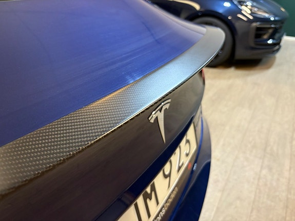 Tesla Model 3 20 of 21