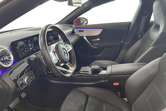 Mercedes-Benz CLA250 e 11 of 12