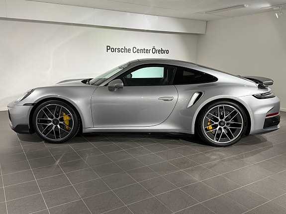Porsche 911 Turbo S 8 of 18