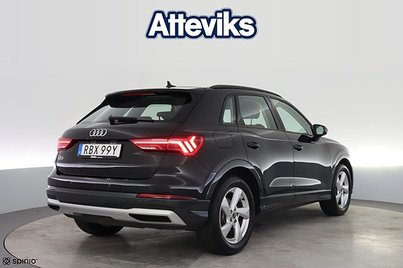 Audi Q3 3 of 20