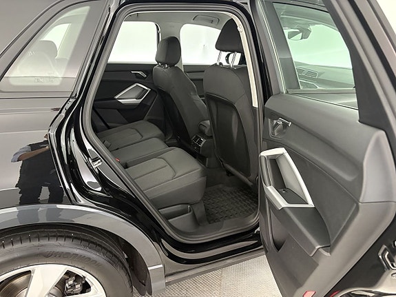 Audi Q3 15 of 20