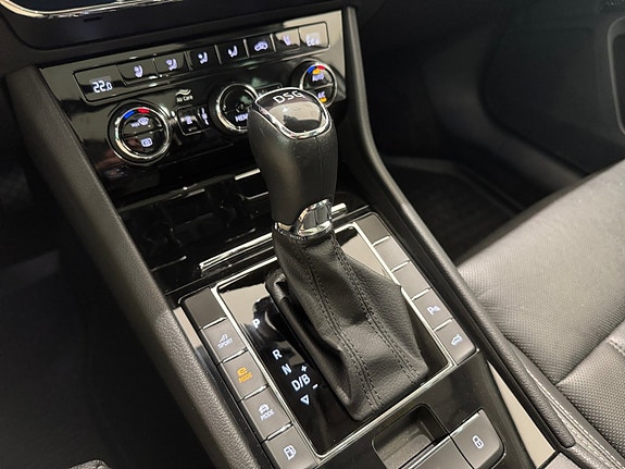 Skoda Superb 12 of 26