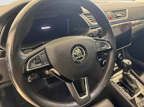 Skoda Superb 10 of 26