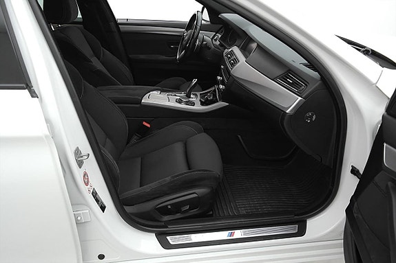 BMW 520d 19 of 25