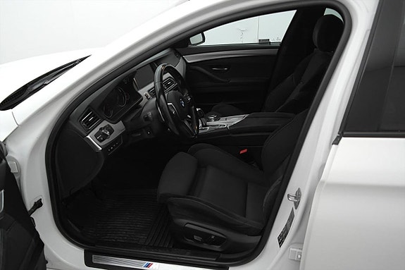 BMW 520d 20 of 25