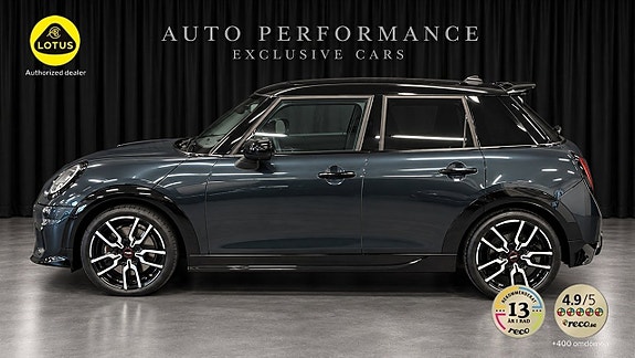 MINI John Cooper Works 2 of 9