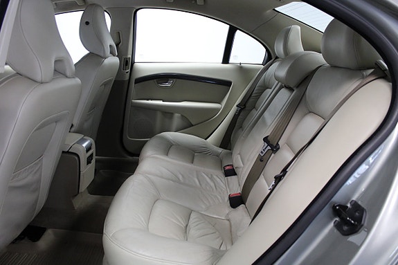 Volvo S80 12 of 12