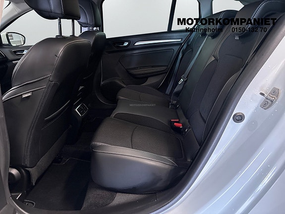 Renault Megane E-Tech 9 of 15