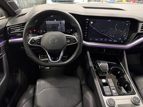 Volkswagen Touareg 5 of 14