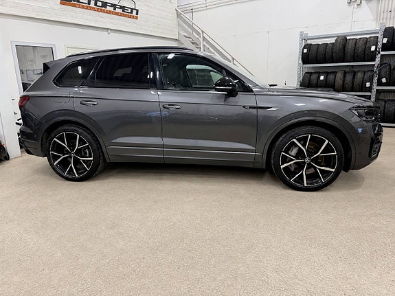 Volkswagen Touareg 11 of 14