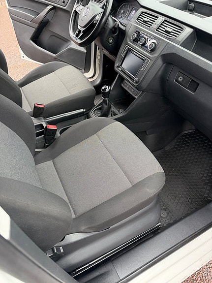 Volkswagen Caddy 14 of 21