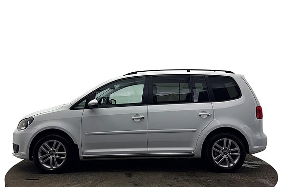 Volkswagen Touran 10 of 26