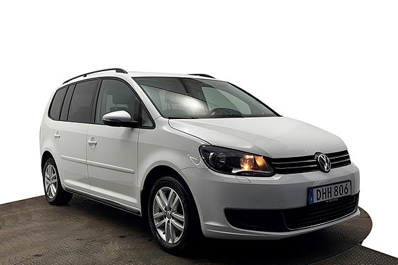 Volkswagen Touran 4 of 26