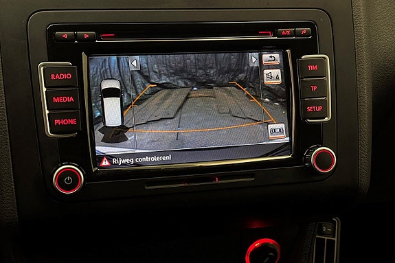 Volkswagen Touran 19 of 26