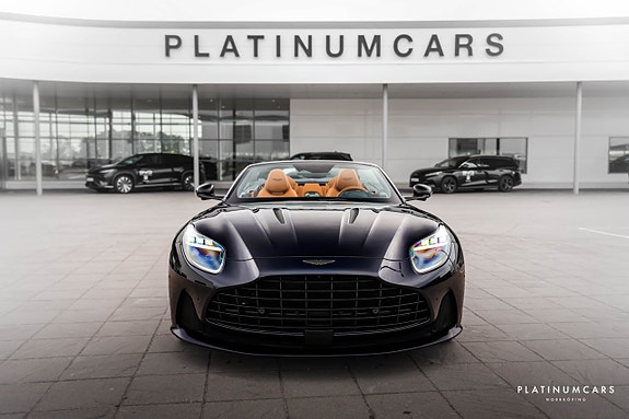Aston Martin DB12 3 of 27