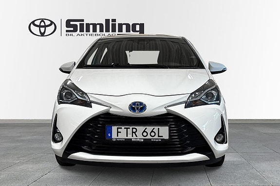 Toyota Yaris 6 of 14