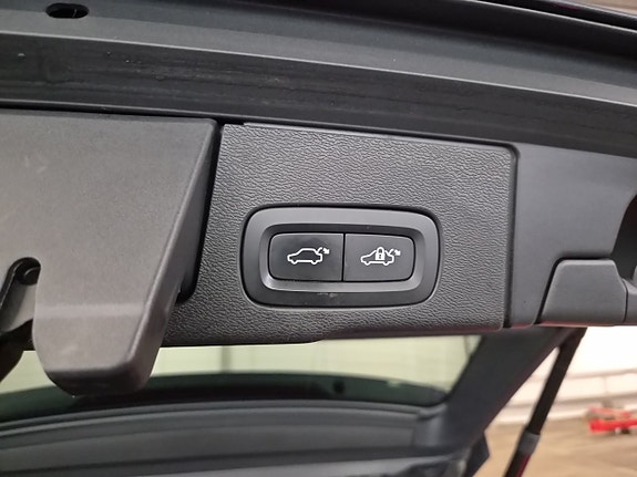 Volvo XC60 20 of 23