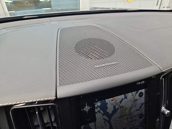 Volvo XC60 18 of 23